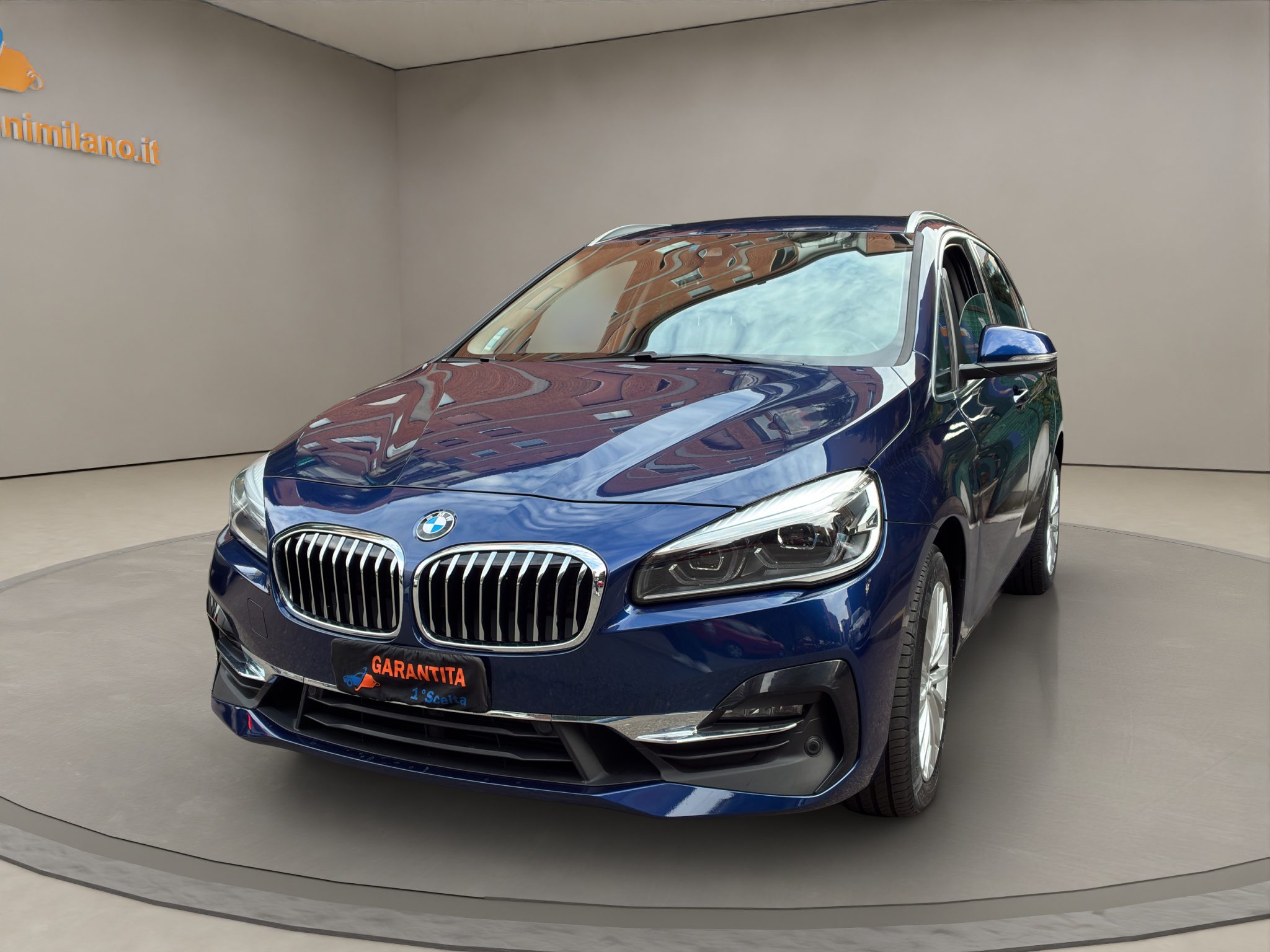 BMW218D_03_converted